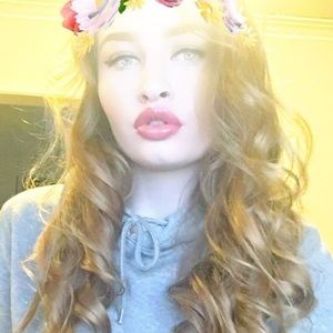 Meet your Posher, Amber